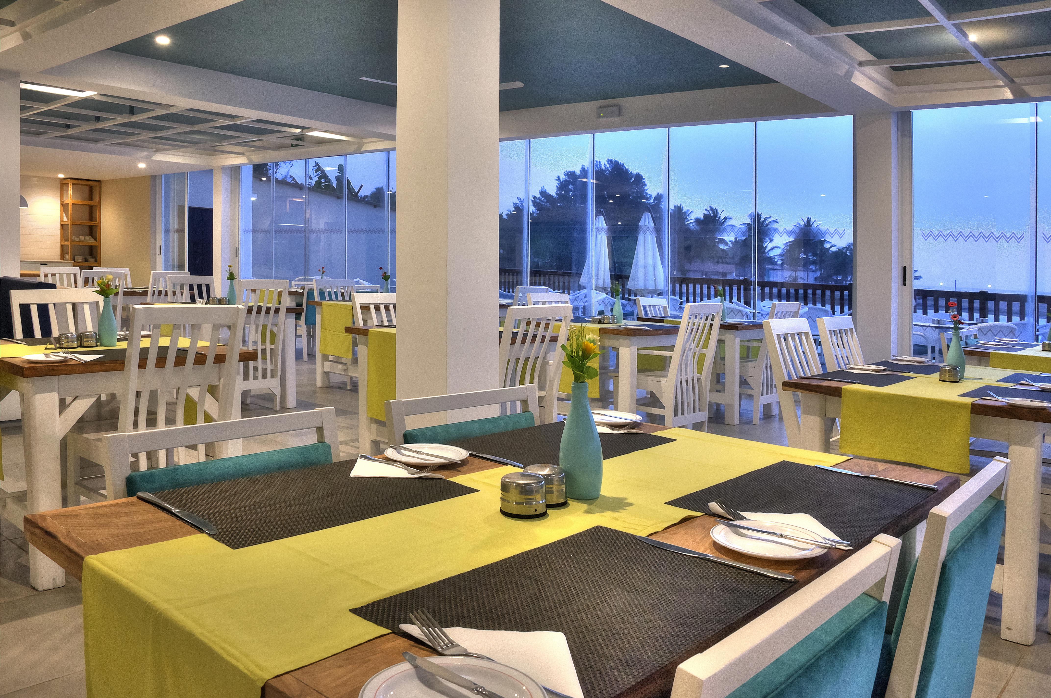 Sunset Beach Hotel Kotu Buitenkant foto